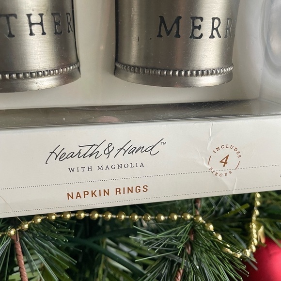 Magnolia Hearth & Hand~Pewter Finish 4 pc Napkin Ring NWT Joy~Peace~Gather~Merry - Picture 4 of 5
